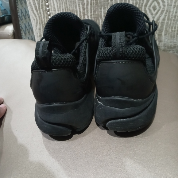 Nike Presto Athletic Shoes-Sneakers - Picture 8 of 9